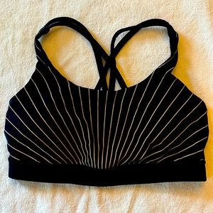 Lululemon energy bra reflective size 8